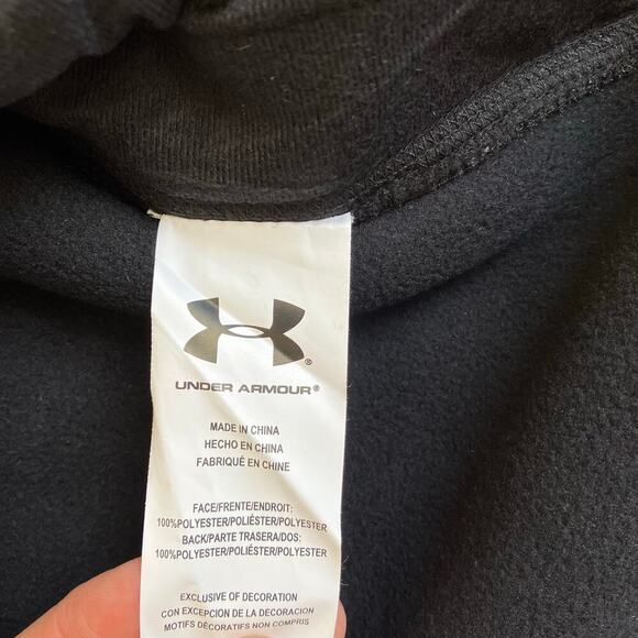 Under Armour Big Kids Sz YL Sherpa 1/4 Snap Pullover Solid Black Warm Cozy NWT - Picture 13 of 15